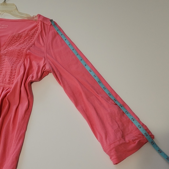 Charter Club Women's Size Medium Top 3/4 Sleeve Roll Tab Sleeve High-low hem - Picture 6 of 10